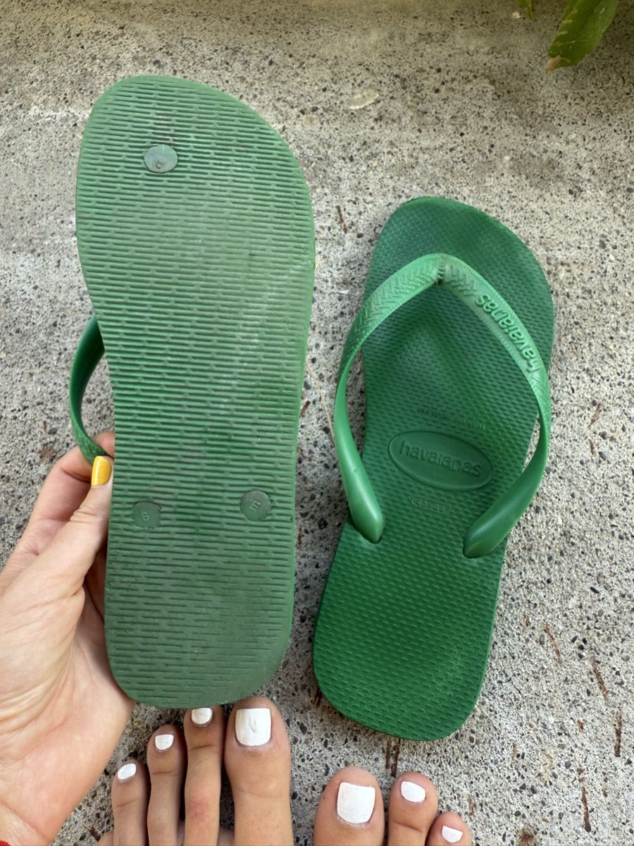 Havaianas Herrenschuhe: Havaianas Flip Flops 43/44 – Gebraucht aus Dotzigen von White_Warrior 3