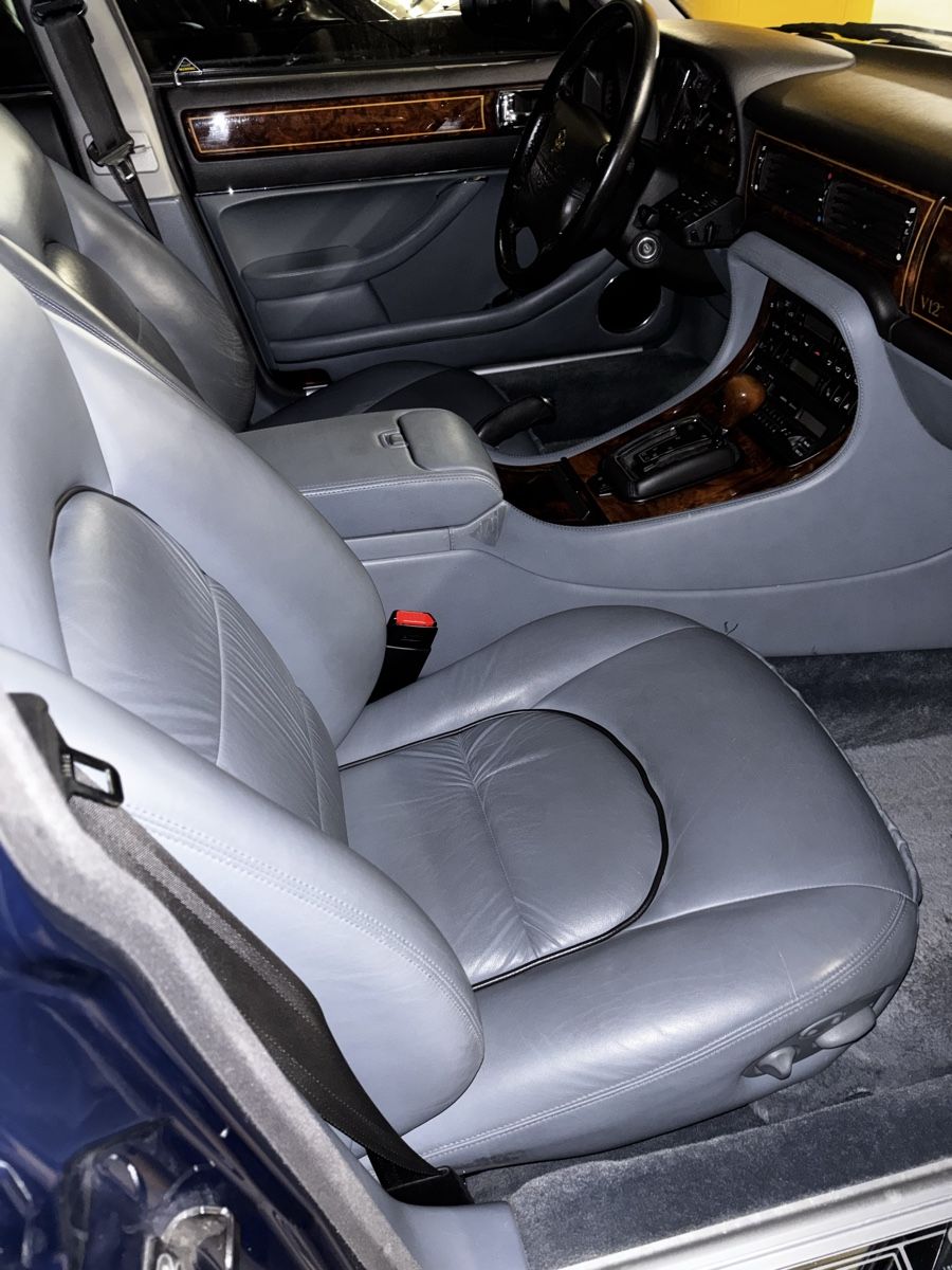 Jaguar Automobili: Damiler Double Six 6.0 in great condition – Usato da Wädenswil venduto da Milan1977 4