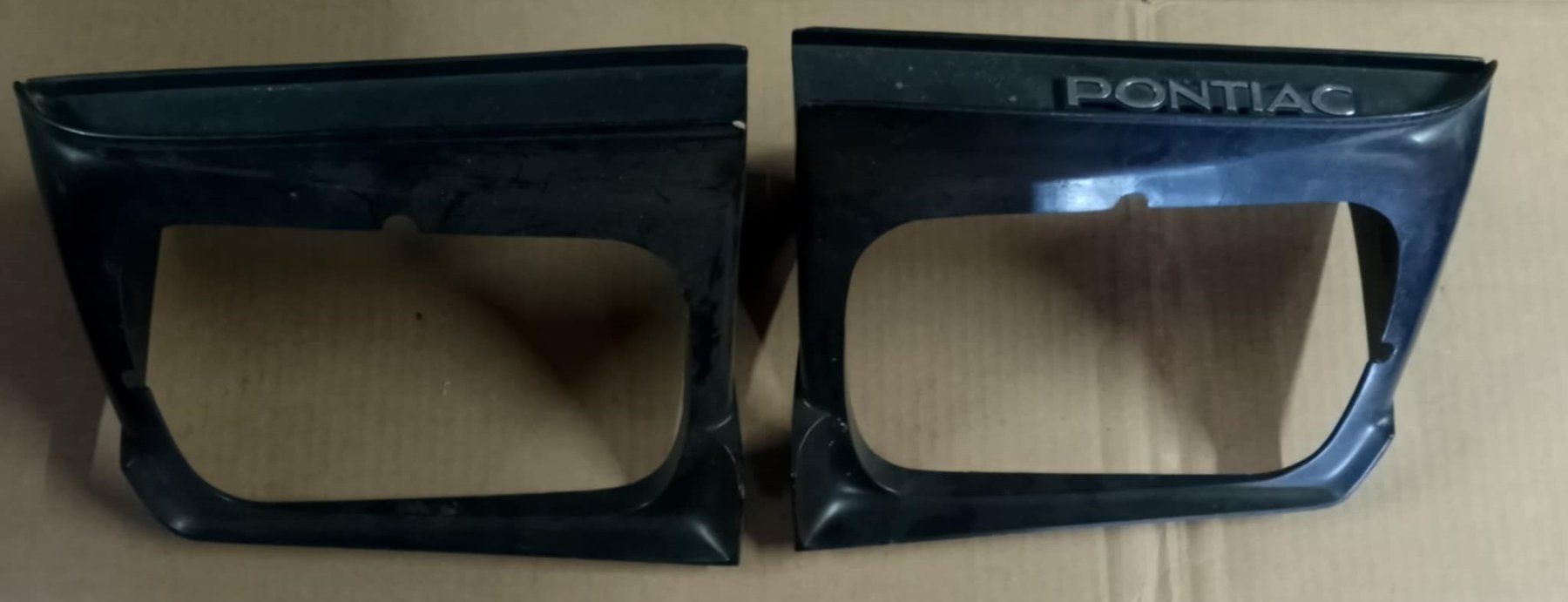 Pontiac Tutti pezzi di ricambio auto: Lampenabdeckungen Trans Am, Firebird  1982-1990 – Usato da Niedergösgen venduto da usc_8fsx
