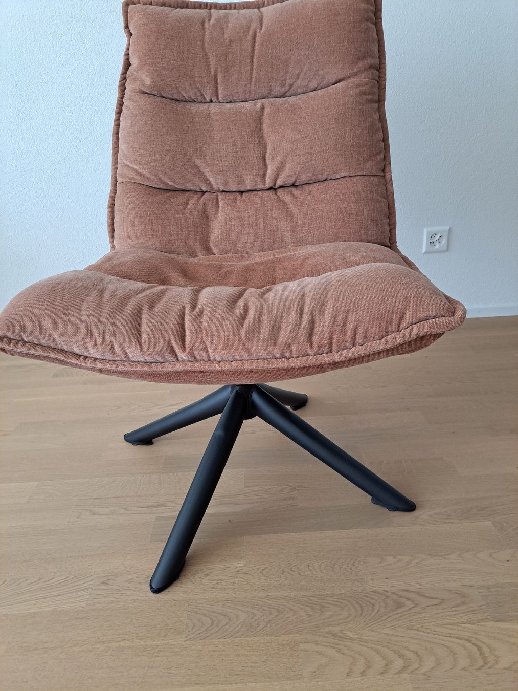 Pfister Sessel: brauner Sessel – Neu (gemäss Beschreibung) aus Beringen von Fluegue