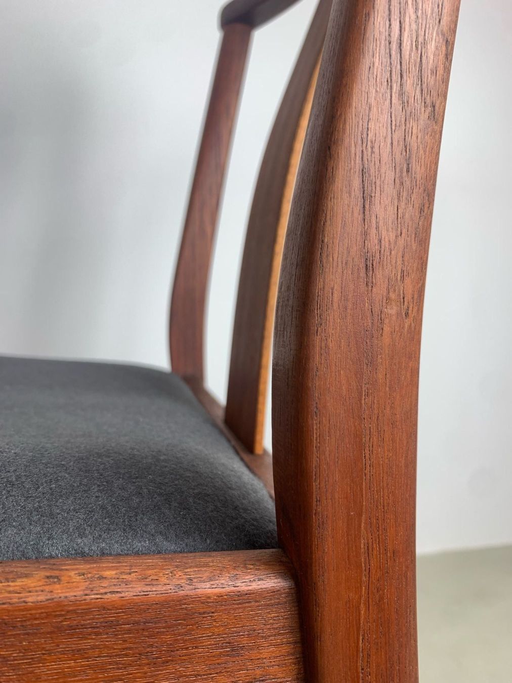 Stühle: 4x Dänische Stühle Teak 60er – Gebraucht aus Basel von MidMod20C 3