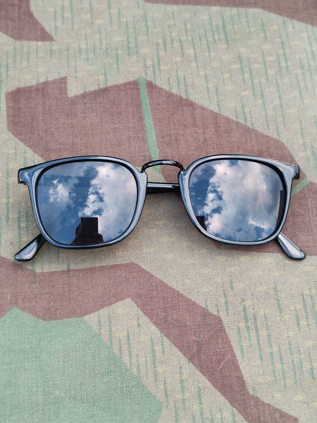 Occhiali & Lenti: Sonnenbrille schwarz – Usato da Bauma venduto da SwissMilitaria