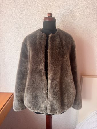 Pull &Bear Kunstfelljacke, S