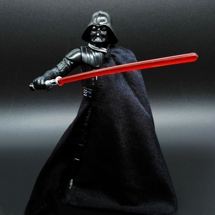 Statuette: DARTH VADER - STAR WARS - FIGUR 10cm – Nuovo e nell'imballaggio originale da Kriens venduto da swissgadget 4