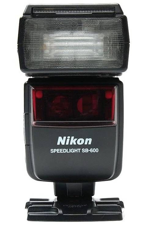 Blitze: NIKON  Speedlight SB-600 Externes Blitzgerät – Gebraucht aus Goldach von sch_gmc8