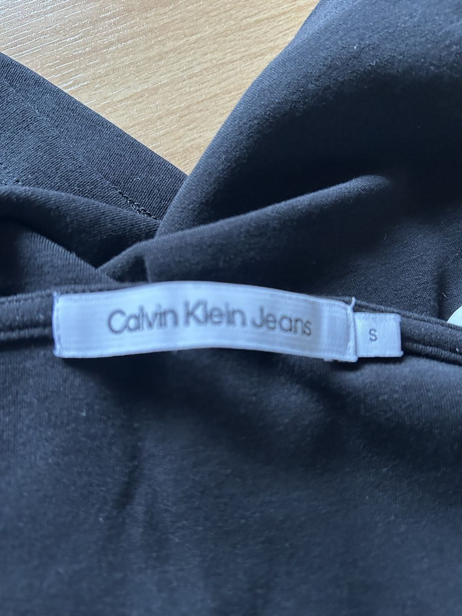 Calvin Klein T-Shirts: Calvin Klein Shirt – Gebraucht aus Stein AG von Amic_5275 2
