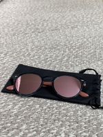 Sonnenbrille mit Etui