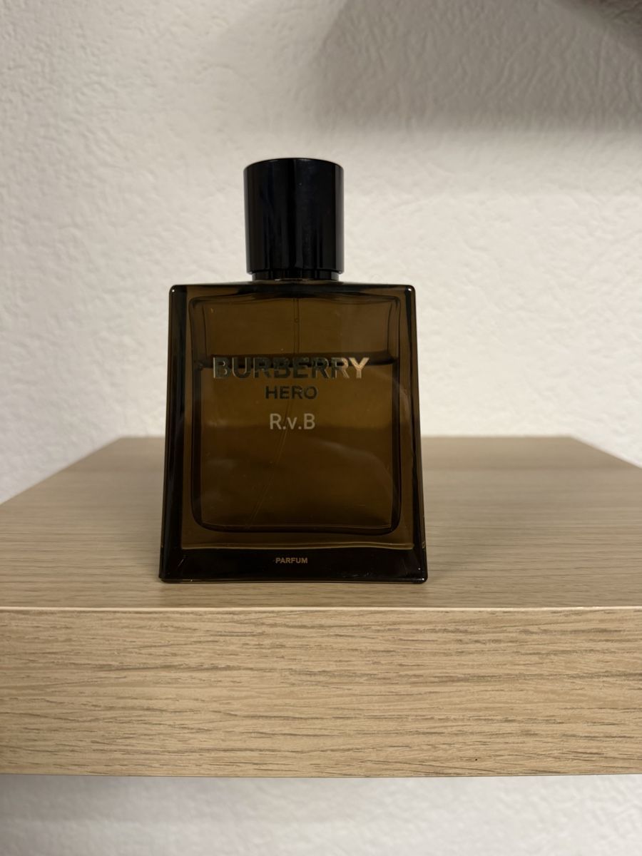 Burberry Profumi & Eau de Toilette: Burrbery Hero – Usato da Spiez venduto da vvo_627h