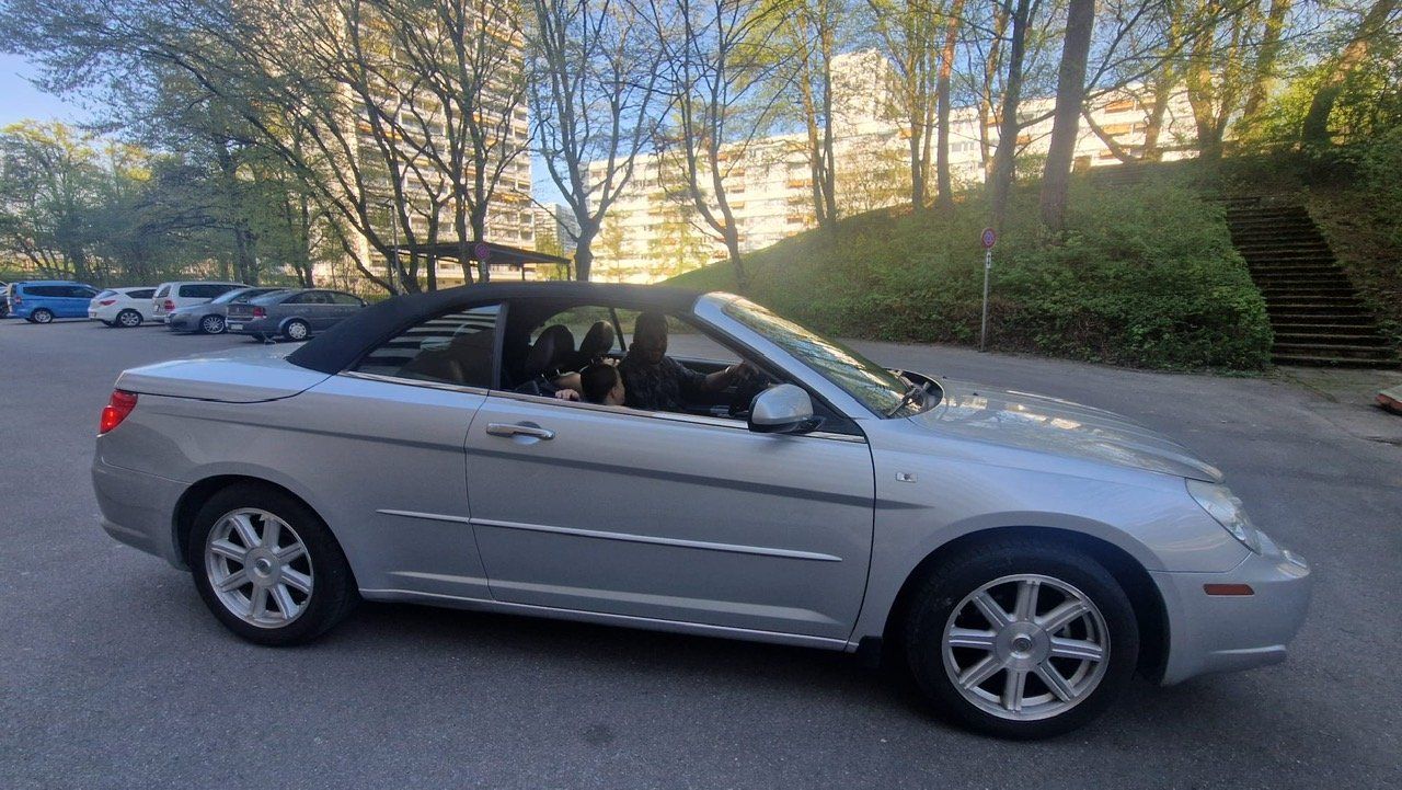 Chrysler Autos: CHRYSLER SEBRING CABRIO 2,7 V6 – Gebraucht aus Avenches von BOOTTRANSPORTE