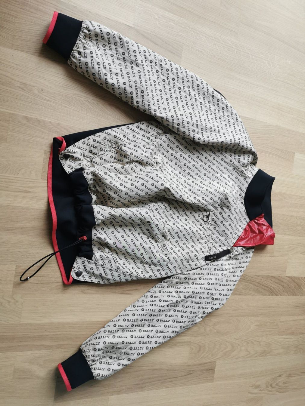 Vestes: Bally Windbreaker – D'occasion à Luzern par larissa_n 1