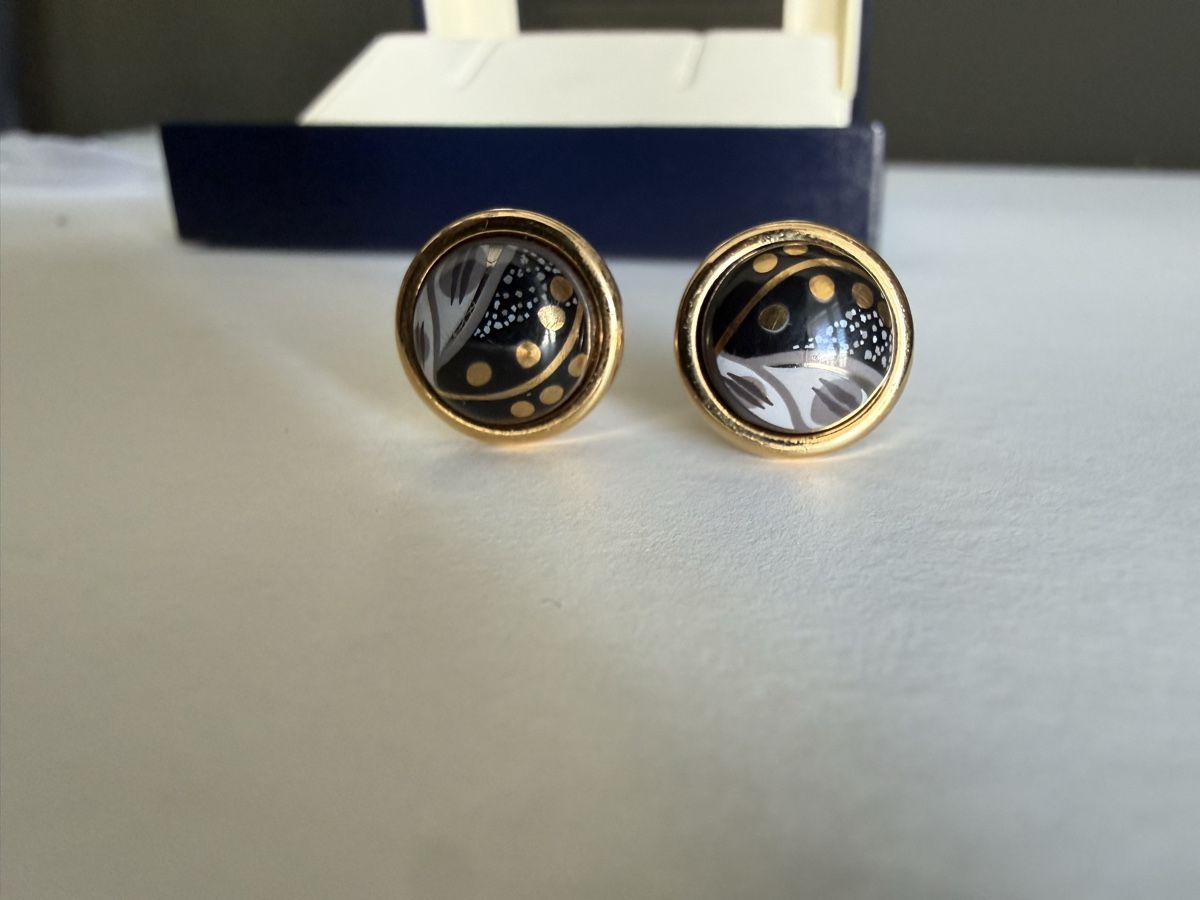 Freywille Boucles d'oreille: Frey Wille Earrings  – Neuf avec emballage d'origine à Châtelaine par Veradat