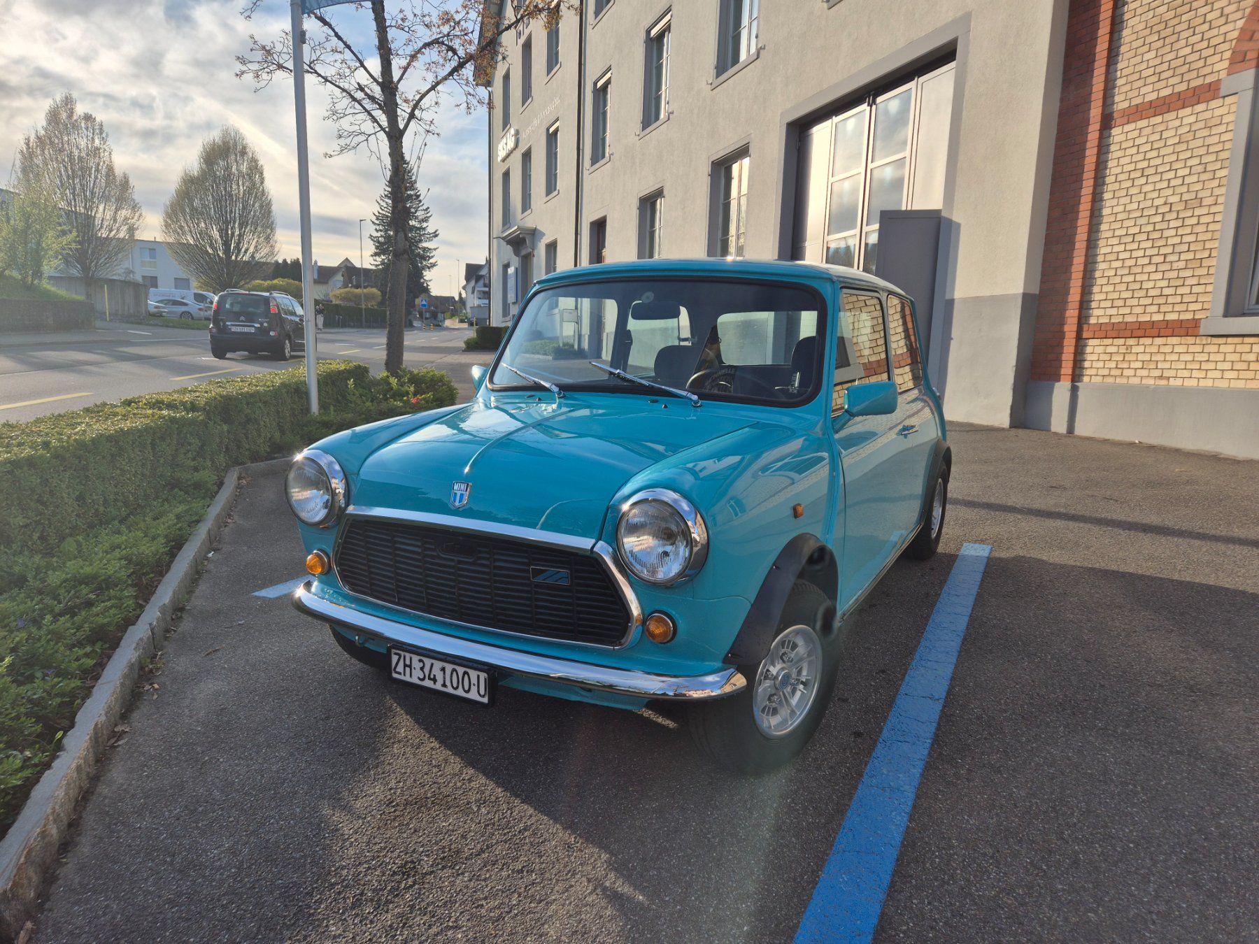 Mini Autos: Mini 1000 vollrestauriert ab mfk – D'occasion à Bäretswil par Mech850