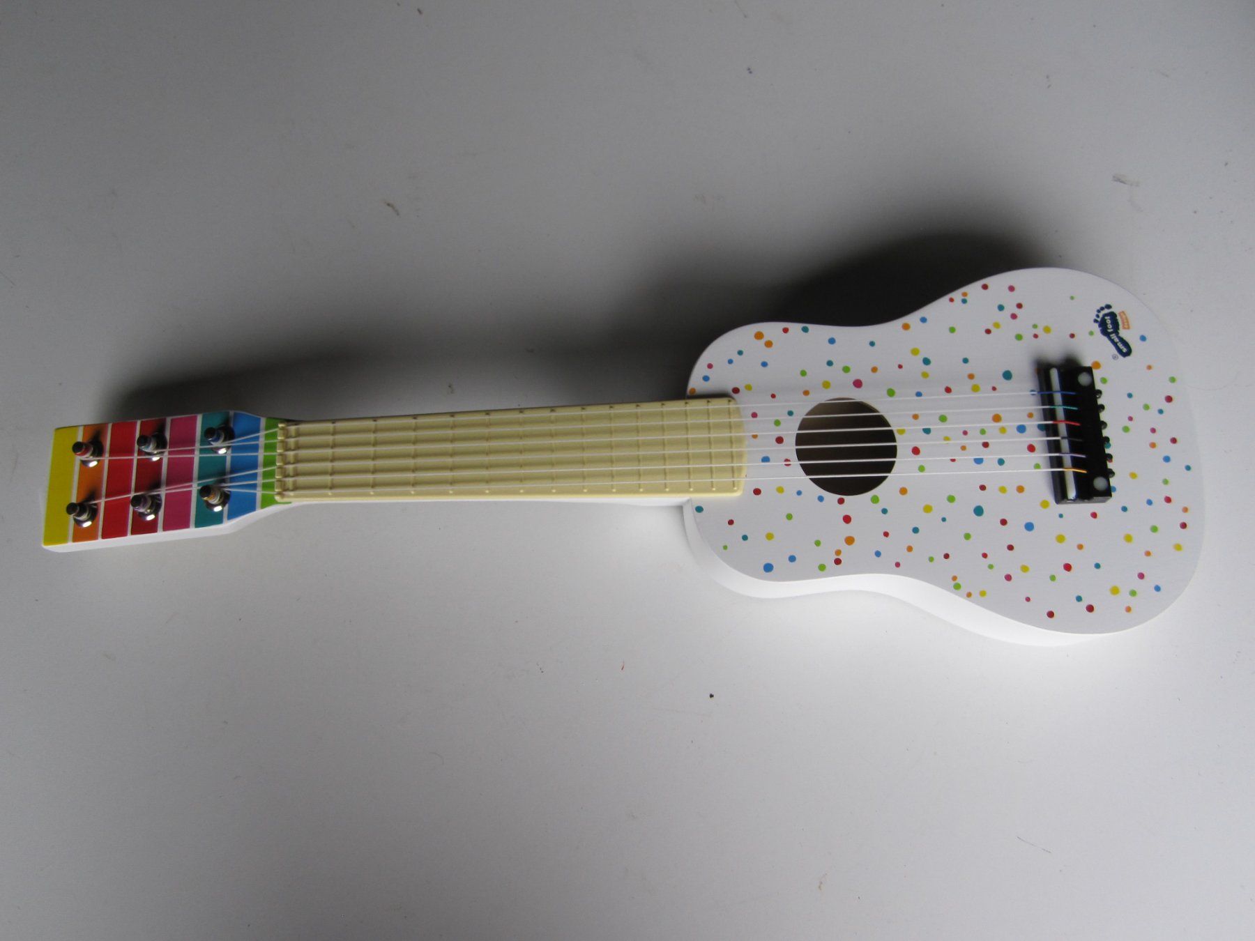 Instruments de musique: Kindergitarre 2 – Neuf avec emballage d'origine à Weier im Emmental par waefler03