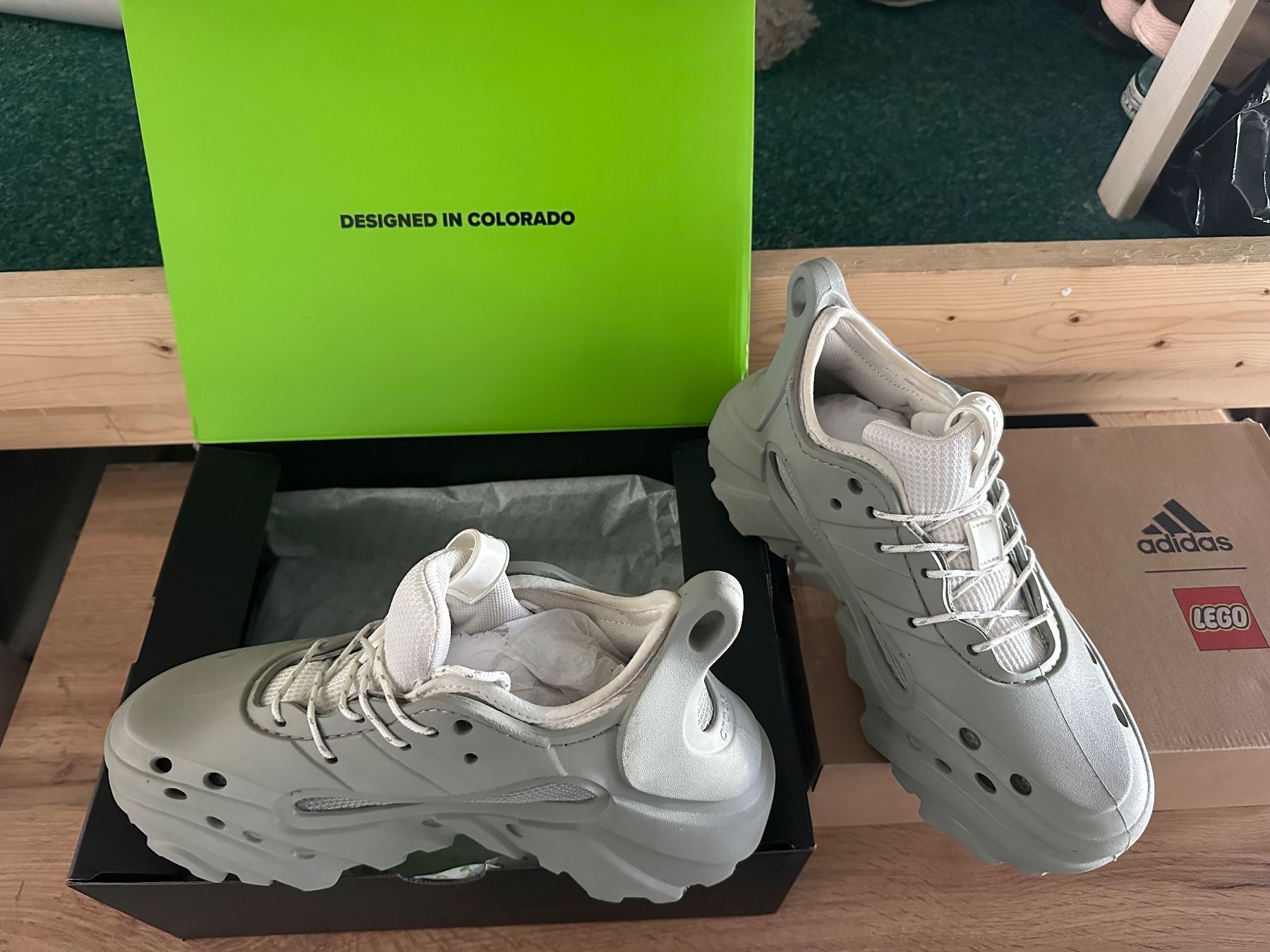 Adidas Scarpe da uomo: ADIDAS LEGO + YEEZY + CROCS – Usato da porrentruy venduto da alp_62jd 4