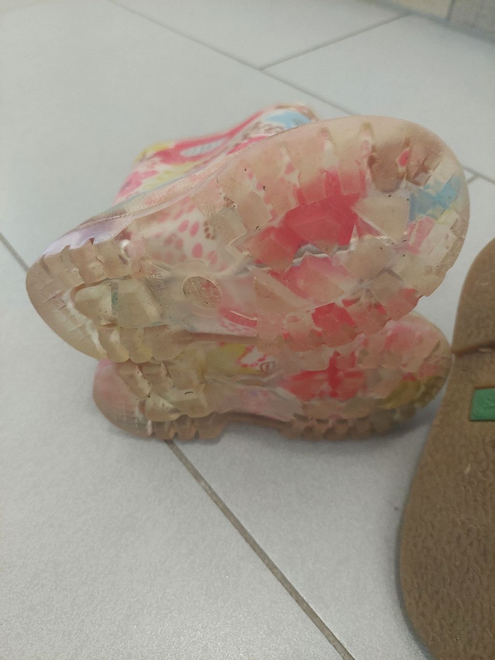 Scarpe per ragazzi: 3 Paar Kinderschuhe Grösse 23 – Usato da Gränichen venduto da JaelRoost 1