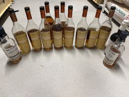13 verschiedene Whiskys zu verkaufen