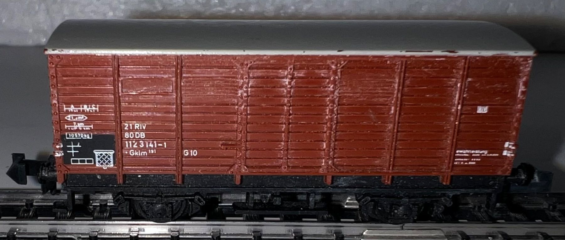 Trix Modellini di ferrovie: Minitrix . 13253, Güterwagen geschlossen – Usato da Basel venduto da jonnyhaas 1