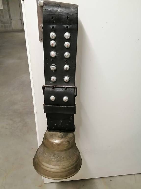 Glocken & Treicheln: Alte Glocke – Gebraucht aus Koppigen von walter097