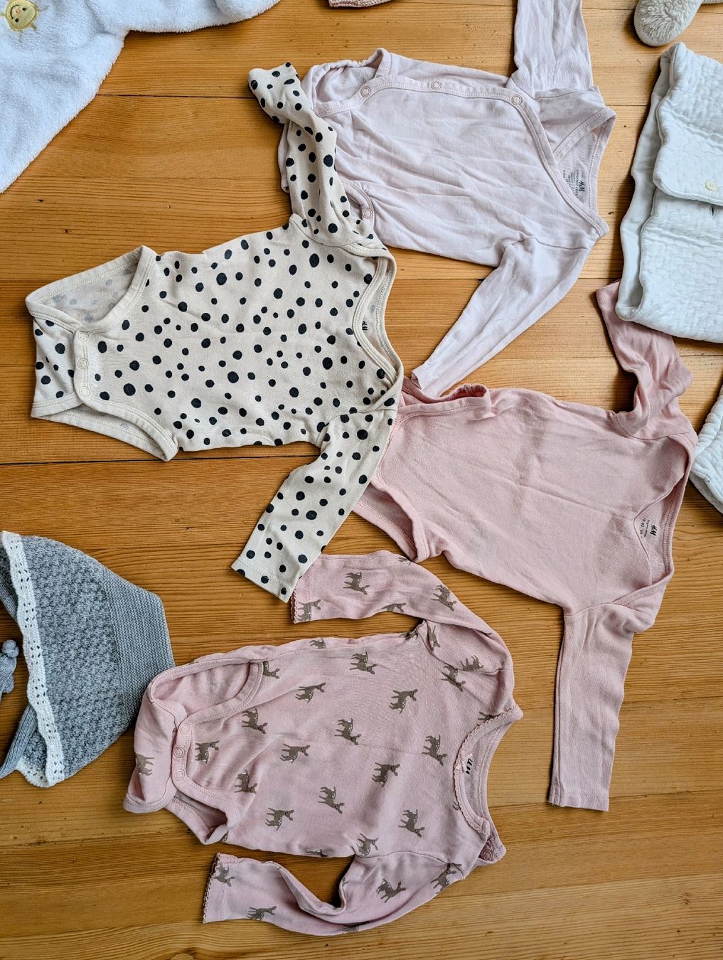 Lotti & Set di vestiti: Kleiderpaket Mädchen Gr. 62 Herbst /Winter – Usato da Brunnen venduto da bahari02 6