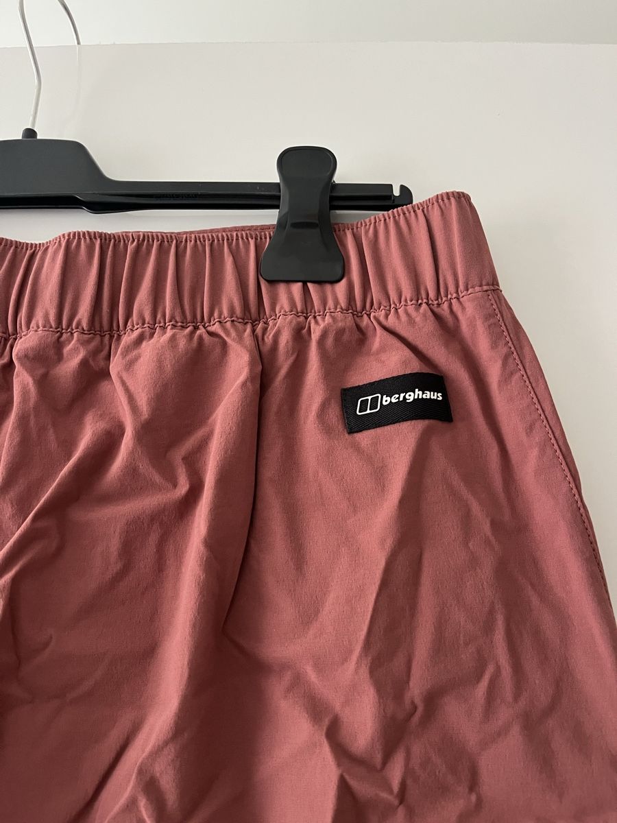 Pantaloni: Wanderhose Berghaus rot Grösse L  – Nuovo (secondo la descrizione) da Schwanden GL venduto da sar_fs2t 2