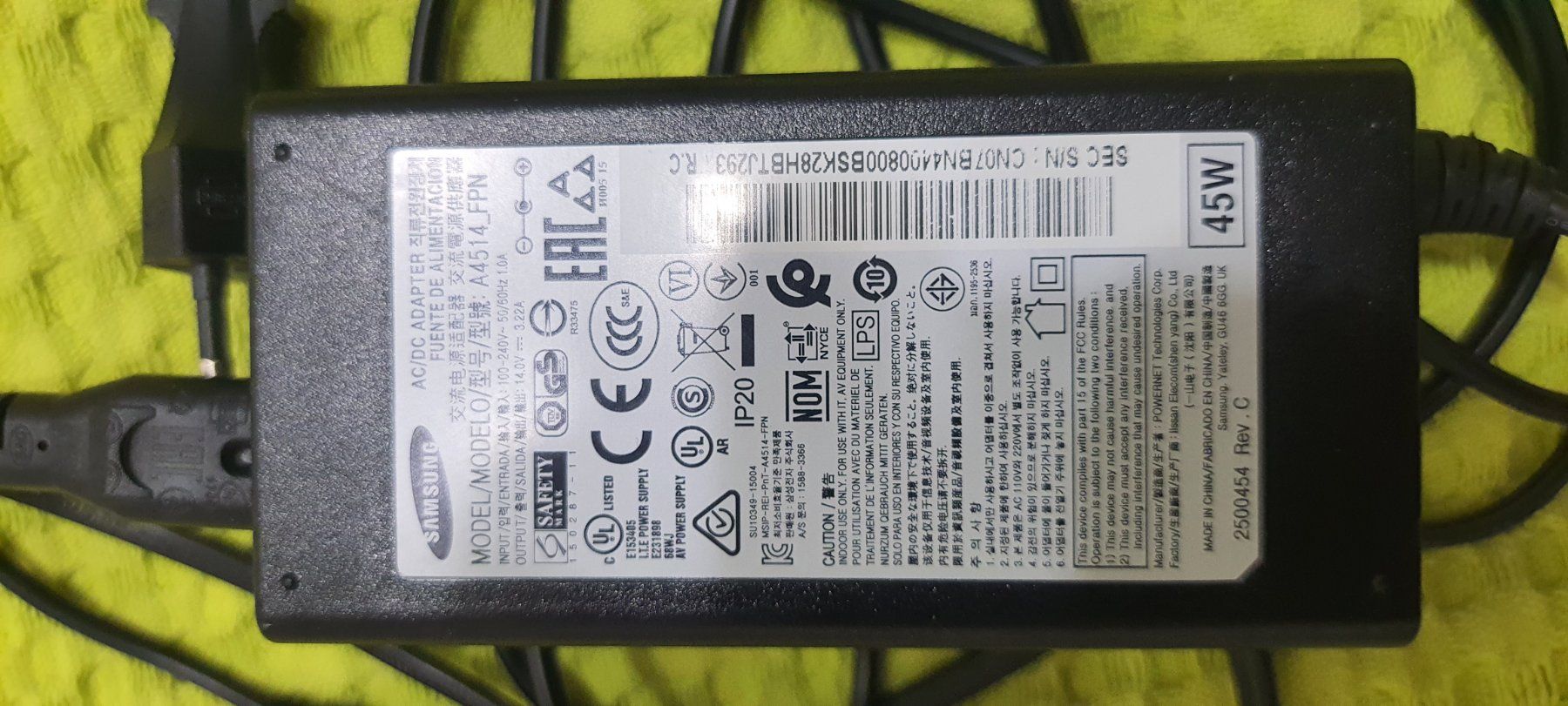 Caricabatterie: Samsung ladegerät – Usato da Grabs venduto da Neuton