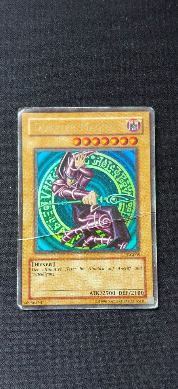 Yugioh Carte collezionabili: Dunkler Magier - SDY-G005 - 2011 – Usato da Oberentfelden venduto da SimpleTap