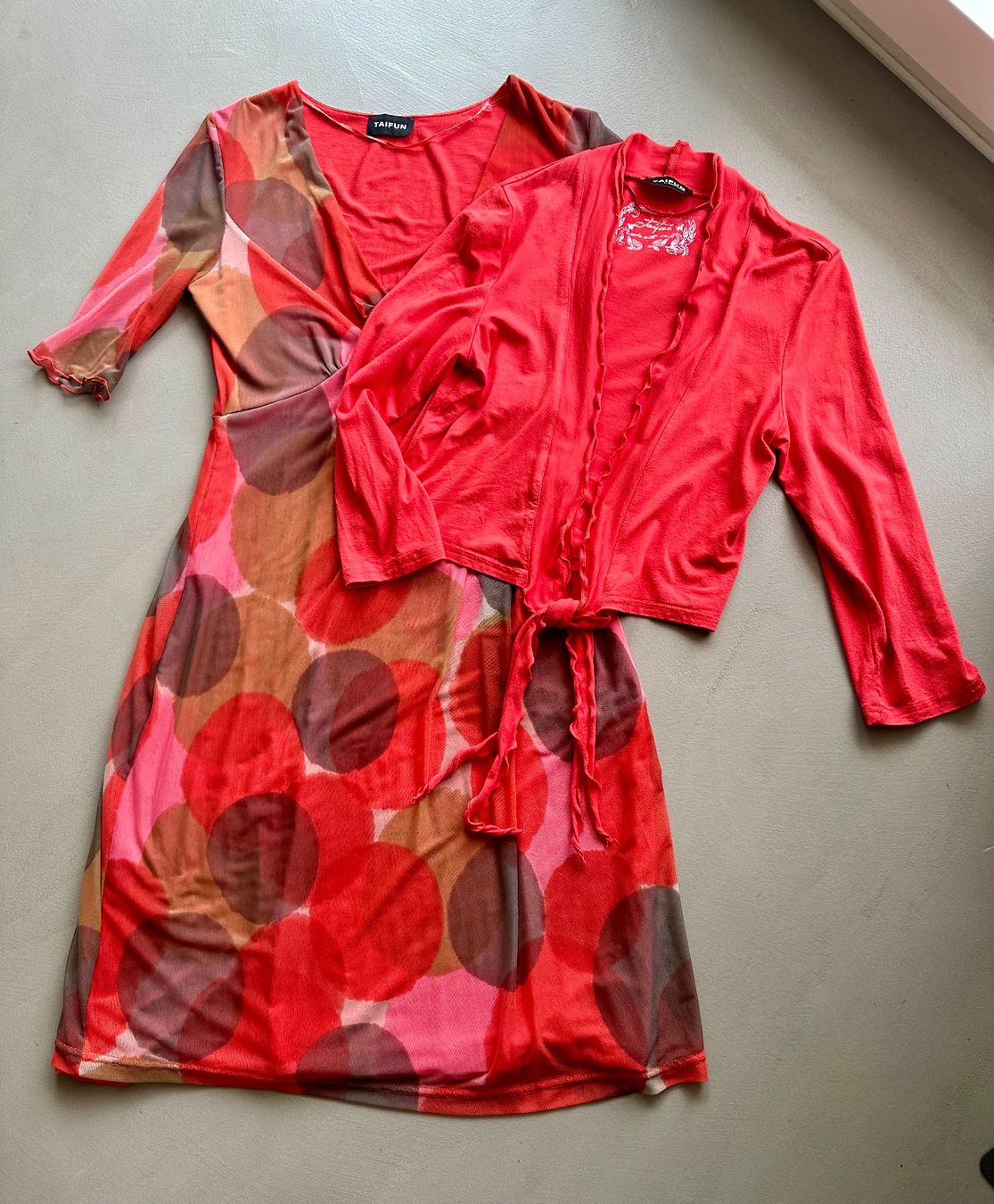 Taifun Kleider: Taifun Kleid mit Bolero – Gebraucht aus Olten von Barola01 1