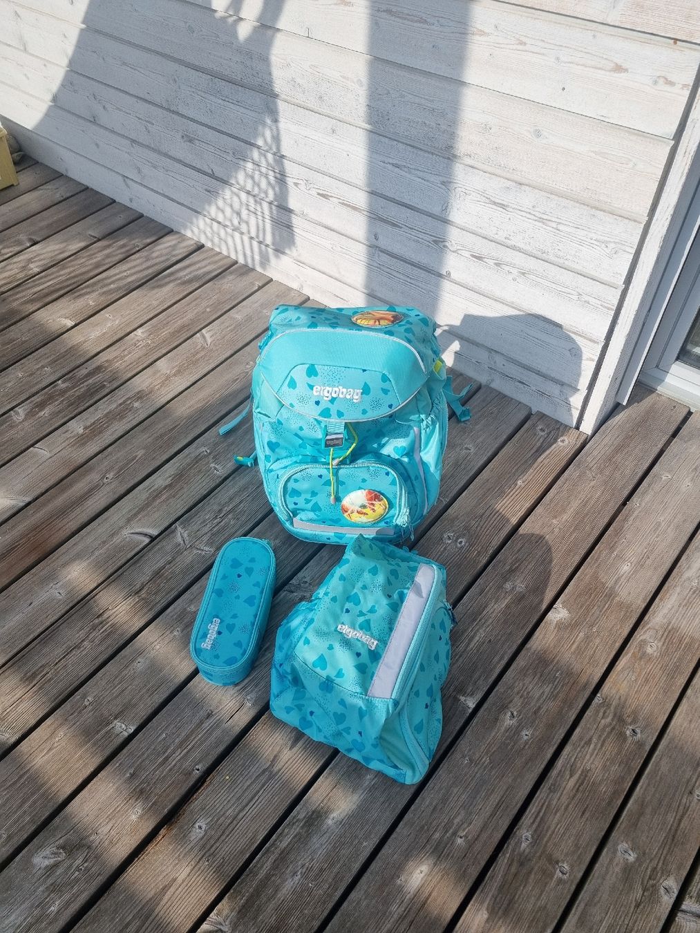 Ergobag Borse & Zaini: Neuer Ergobag Schulrucksack Set türkis Herzen Grösse M – Nuovo e nell'imballaggio originale da Winterthur venduto da roh_g5j7 2