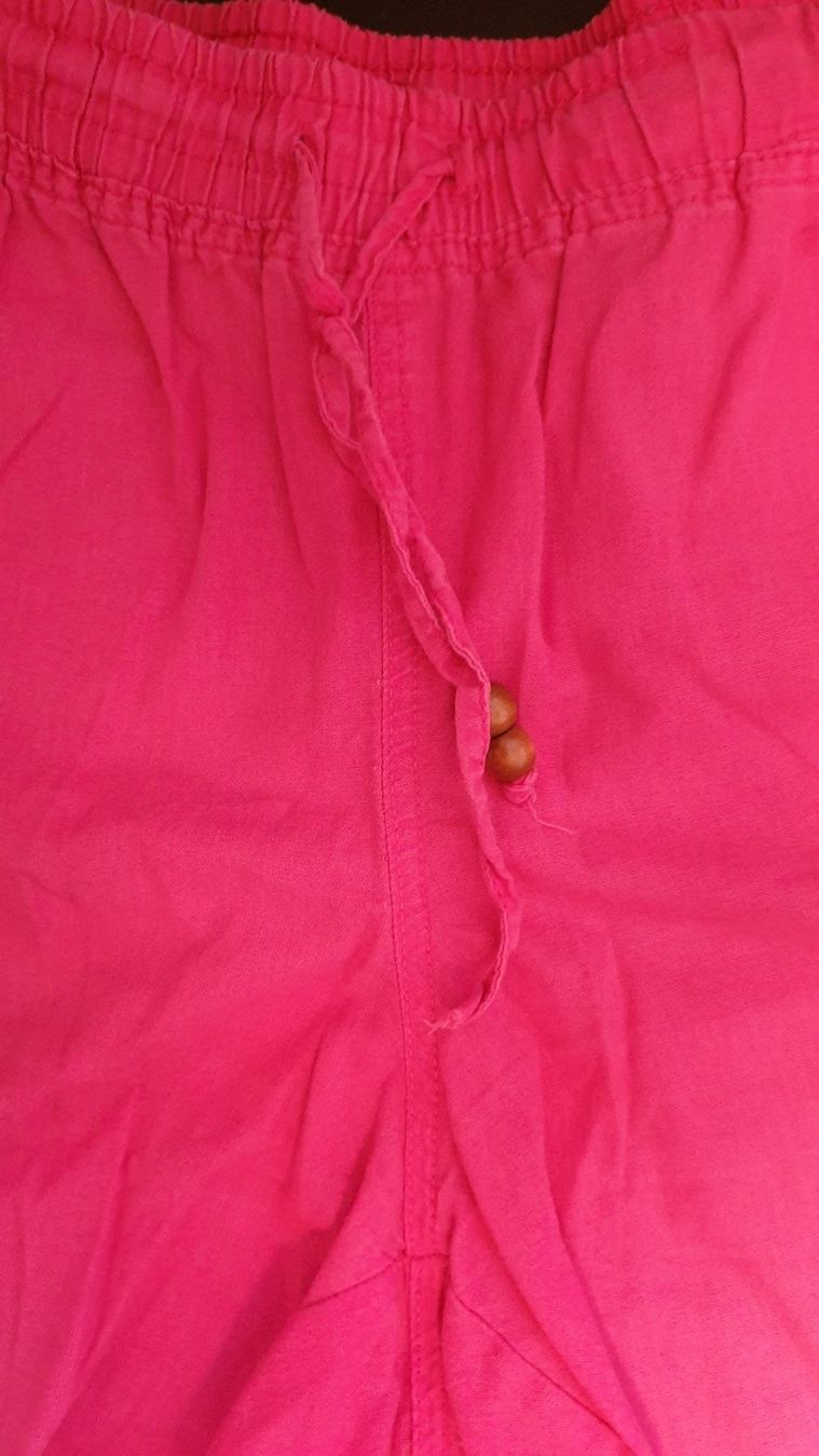 Hosen: Damen shorts – Gebraucht aus Clarens von fur_bxq2 2