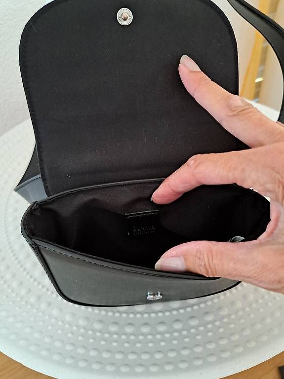 Borse da donna: A vendre – Usato da Düdingen venduto da petitloup 3