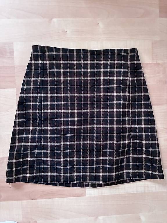 Brandy Melville Röcke: 3 Brandy melville mini Röcke – Gebraucht aus Rotkreuz von NinaCR 3