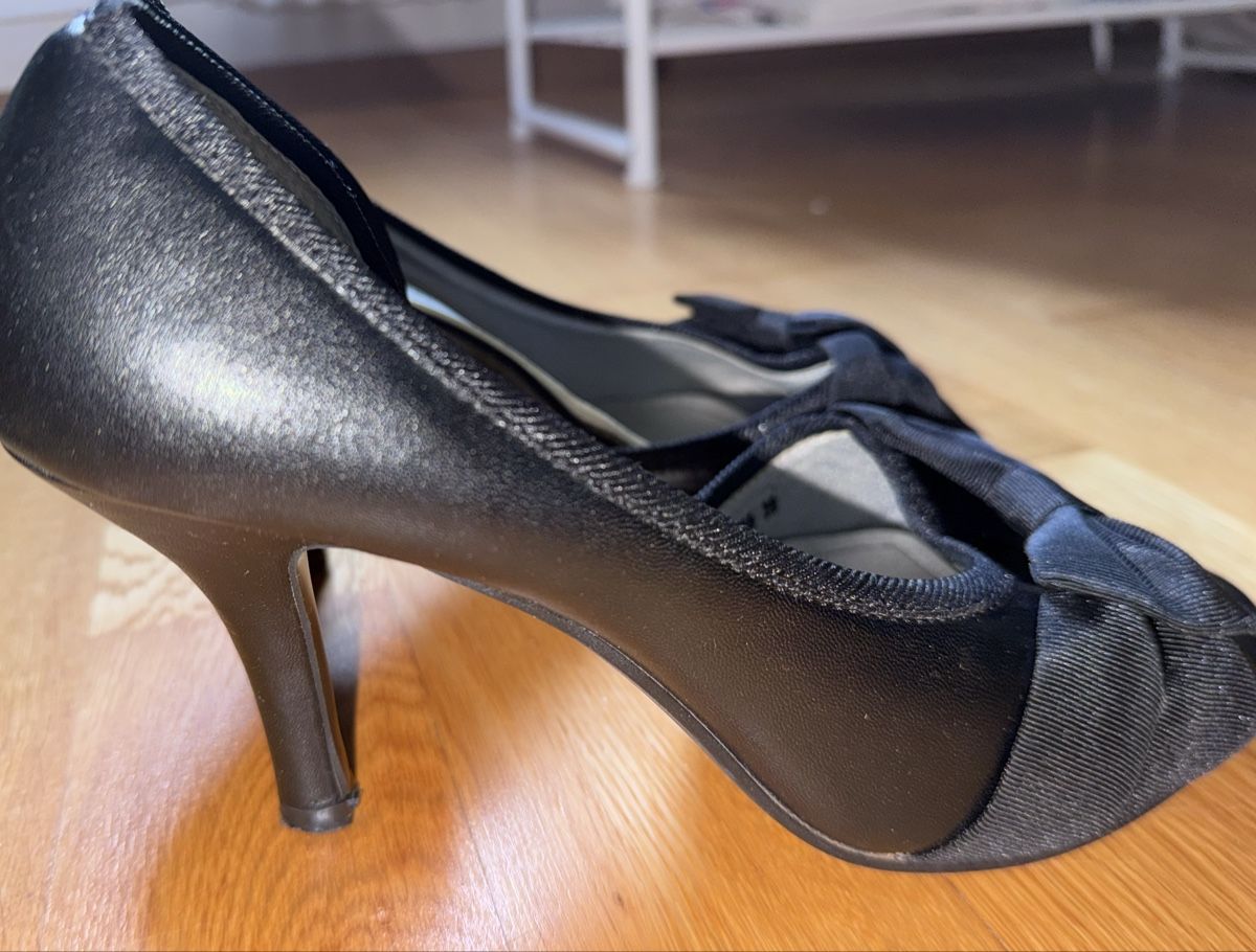 Scarpe da donna: Super Mode Pumps  – Usato da Zollikofen venduto da AureusManus 1