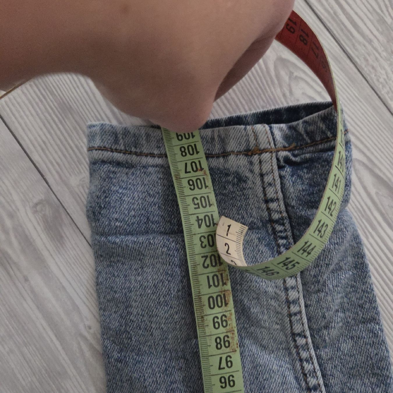 C&A Jeans: Clockhouse Mom Fit Jeans, Grösse 40 – Usato da Näfels venduto da CH.Kchlineknopf 4