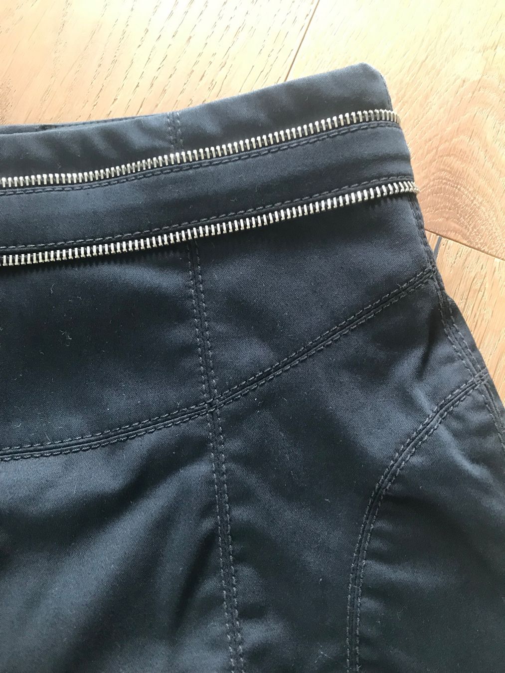 Bally Gonne: Jupe Bally Gr. 36 Made in Italy – Usato da Affoltern am Albis venduto da variablend 7