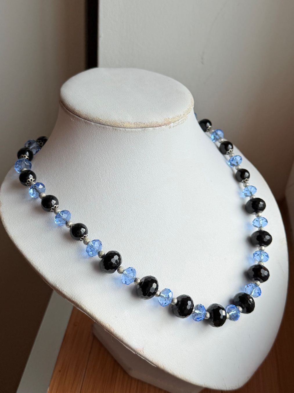 Onyx Catenine: Onyx Stein & blaue Glasperlen - neu! – Nuovo (secondo la descrizione) da Basel venduto da Chili007 4