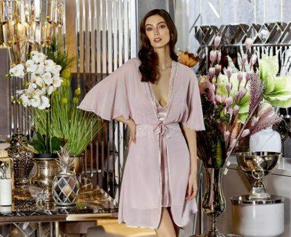 Negligees & Pigiami: Elegantes Satin-Negligé Set in Rosé – Nuovo (secondo la descrizione) da Oftringen venduto da Handano 2