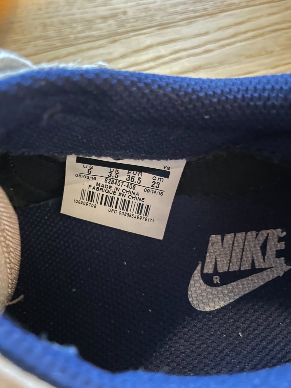 Nike Chaussures hommes: Nike Schuhe – D'occasion à Niederhünigen par celae01 2