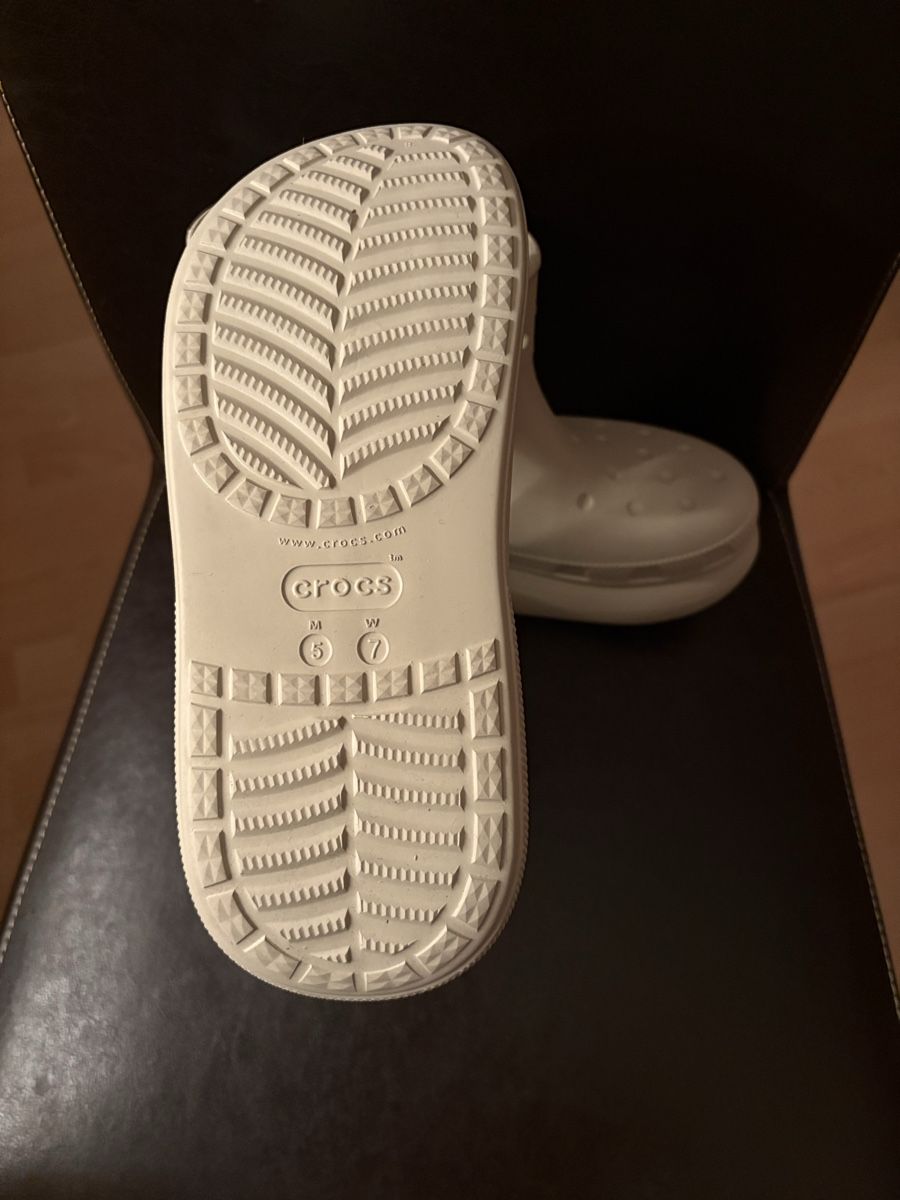 Crocs Scarpe da donna: Original Crocs Stiefeletten – Nuovo (secondo la descrizione) da Brütten venduto da gisela777 3