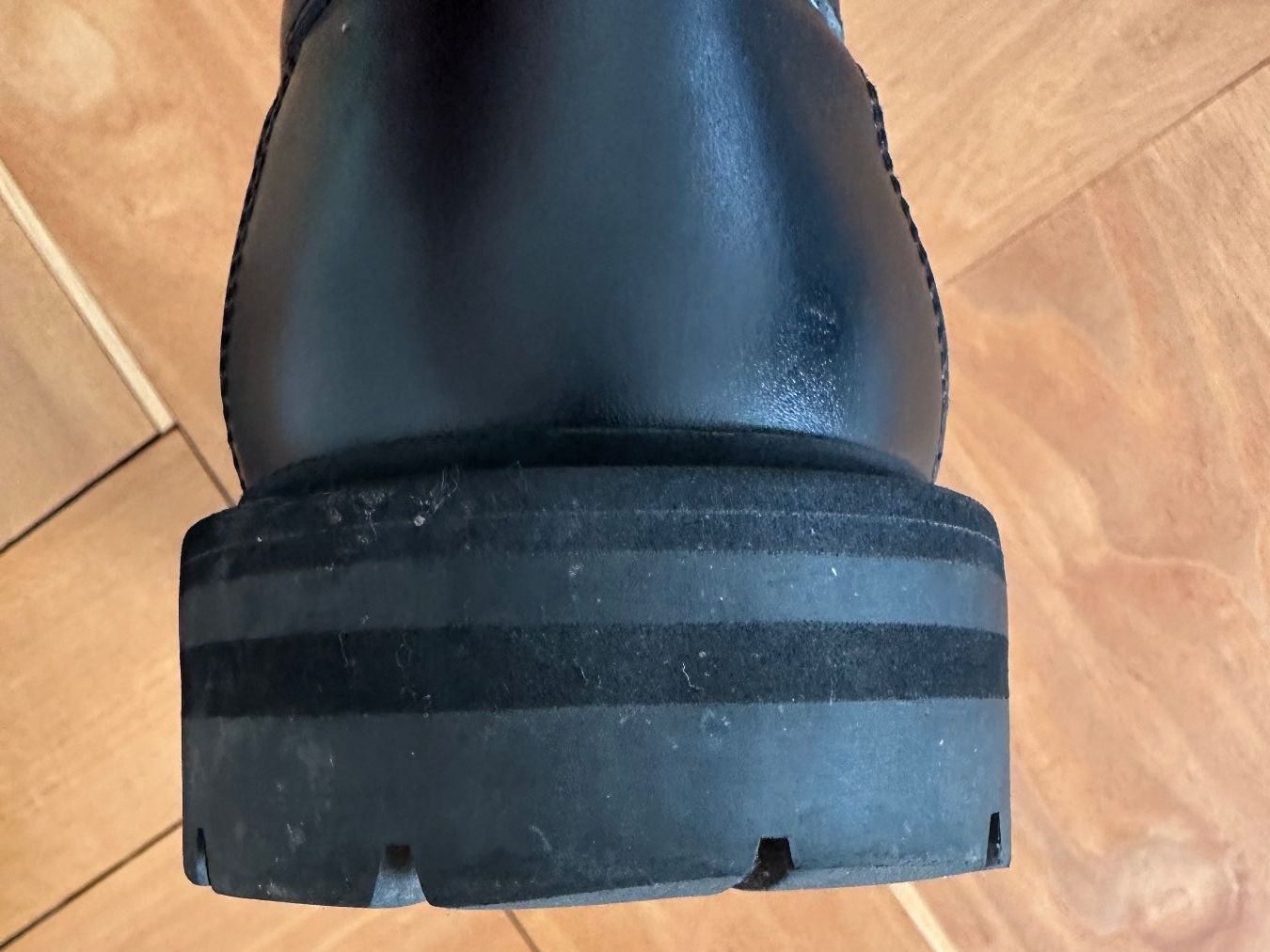 Chaussures hommes: Common Projects schwarze Leder Loafer mit Profilsohle Gr. 42 – D'occasion à Zürich par Michael_CK 5