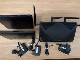 1x Synology RT2600ac +  2x MR2200ac
