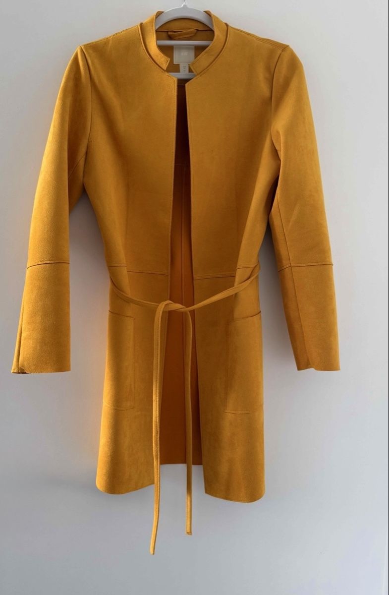 H&M Cappotti: GELBER MANTEL MIT BINDEGÜRTEL – Nuovo (secondo la descrizione) da Cham venduto da ali_v7zq