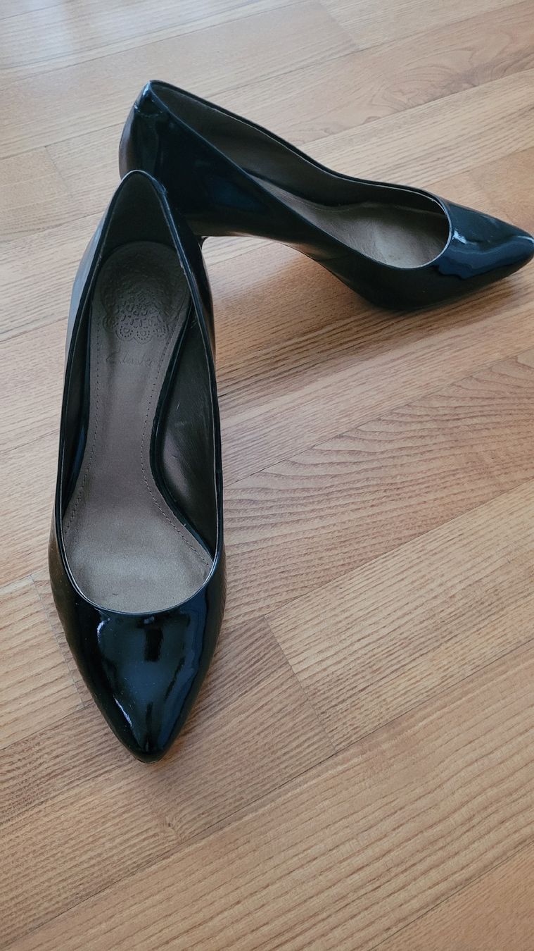Clarks Scarpe da donna: Clarks Schuhe, Gr 37.5 – Usato da Winterthur venduto da sar_zg7p