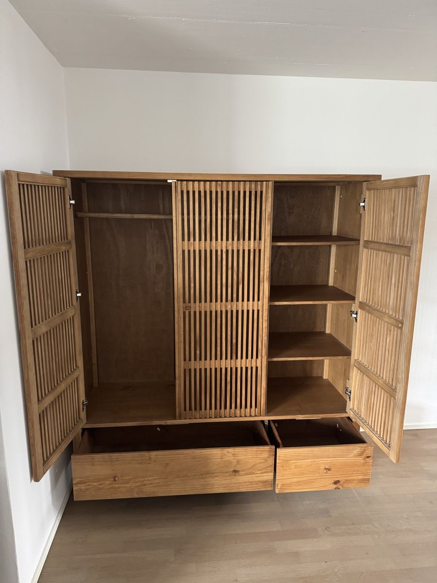 Armadi: Kleiderschrank  – Usato da Buchs ZH venduto da manu0123 1