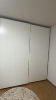 IKEA PAX Kleiderschrank 200x236x58 cm – Weiss Schiebetüren