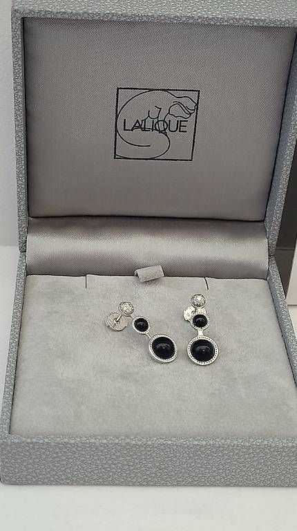 Lalique Orecchini pendenti & Orecchini a lobo: Lalique Ohrringe schwarz Silber – Nuovo e nell'imballaggio originale da Neuhausen venduto da mar_ryh8 2