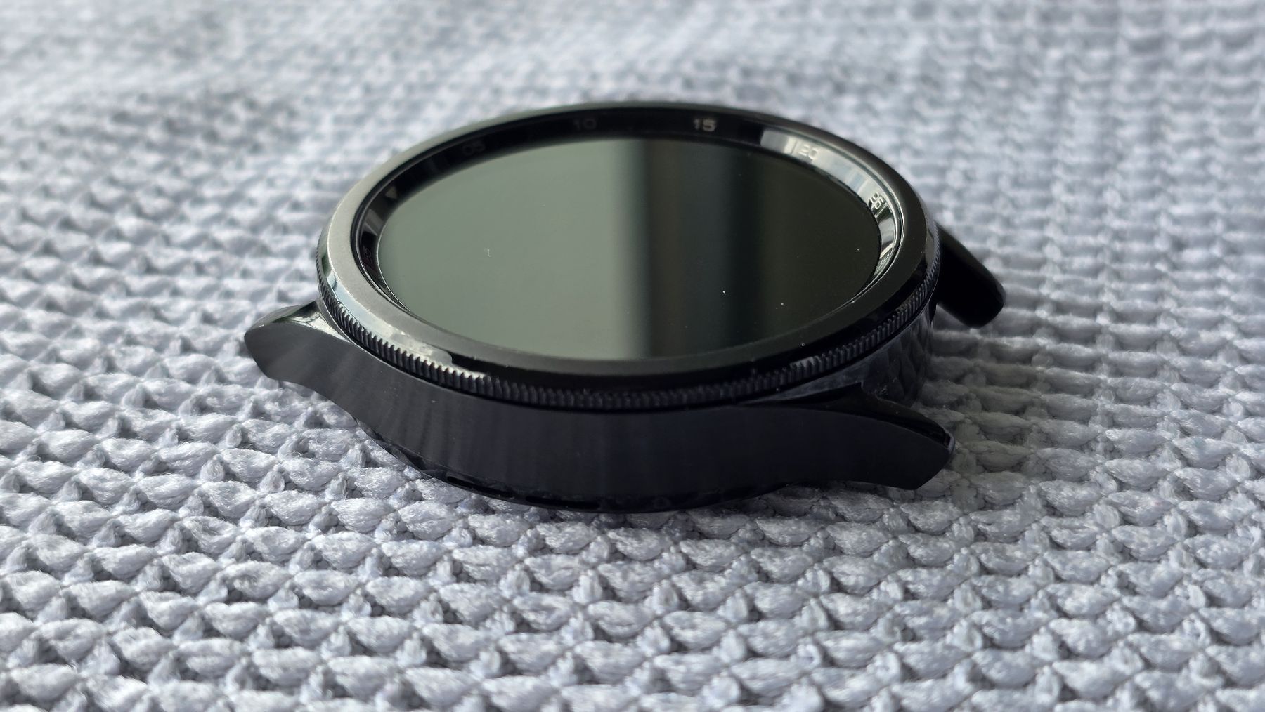 Samsung Smartwatch: Samsung Galaxy Watch 6 Classic LTE, 47mm – Usato da Grosshöchstetten venduto da preisvoyeur