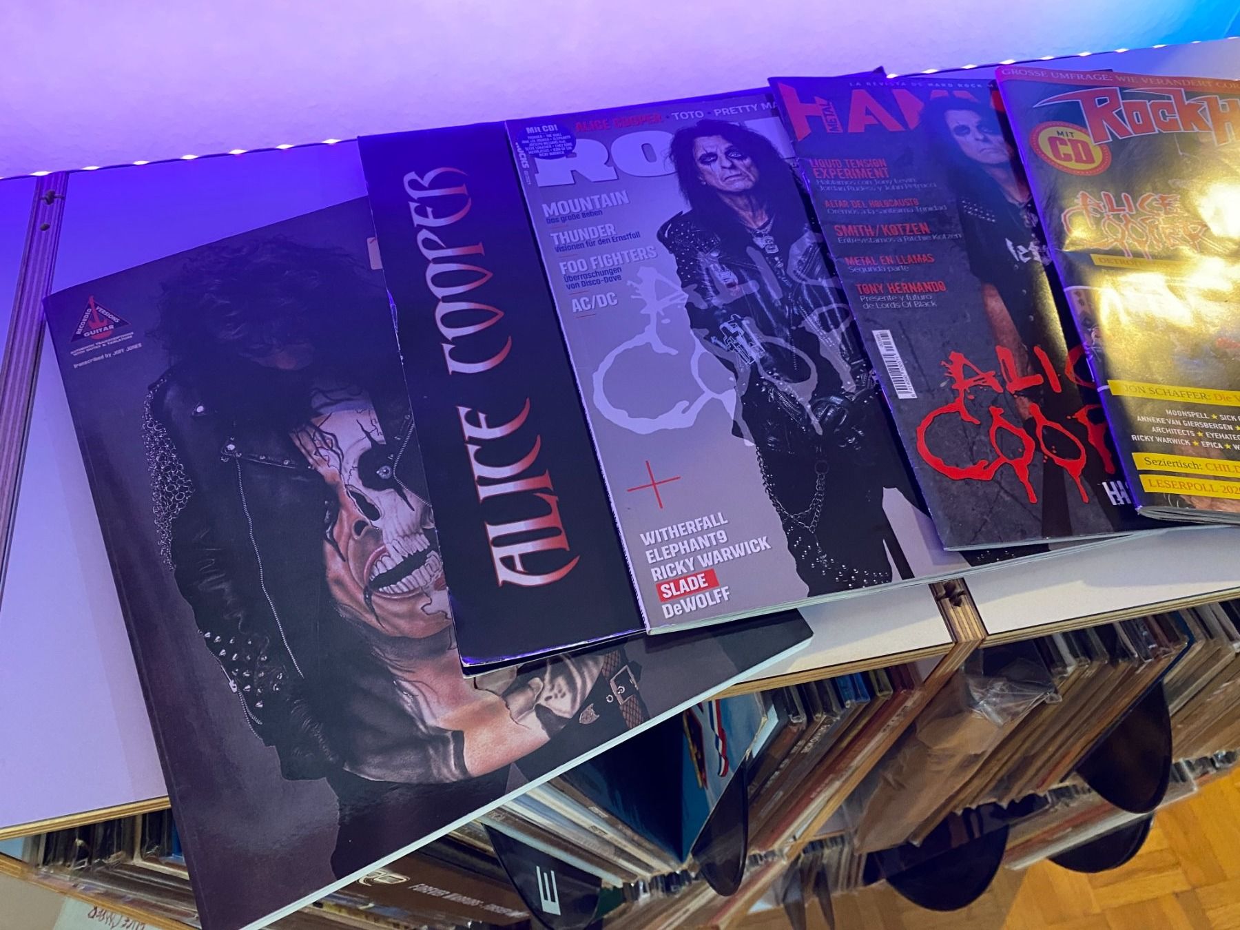 Riviste & Magazine: Alice Cooper Hefte, Notenbuch, Calender – Usato da Basel venduto da VinylLover68 1