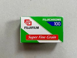 1 Rolle RA 135 36 Aufnahmen Fujifilm Fujichrome ISO 100