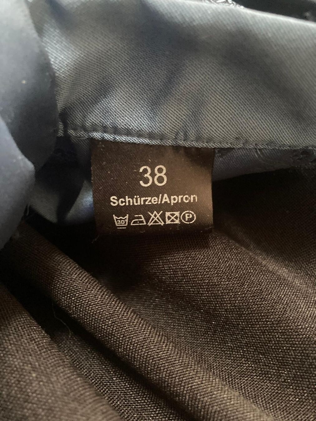 Costumi: Elegantes Dirndl in Blau mit Blumenmuster, Grösse 36 – Usato da Aarwangen venduto da hirschit 6