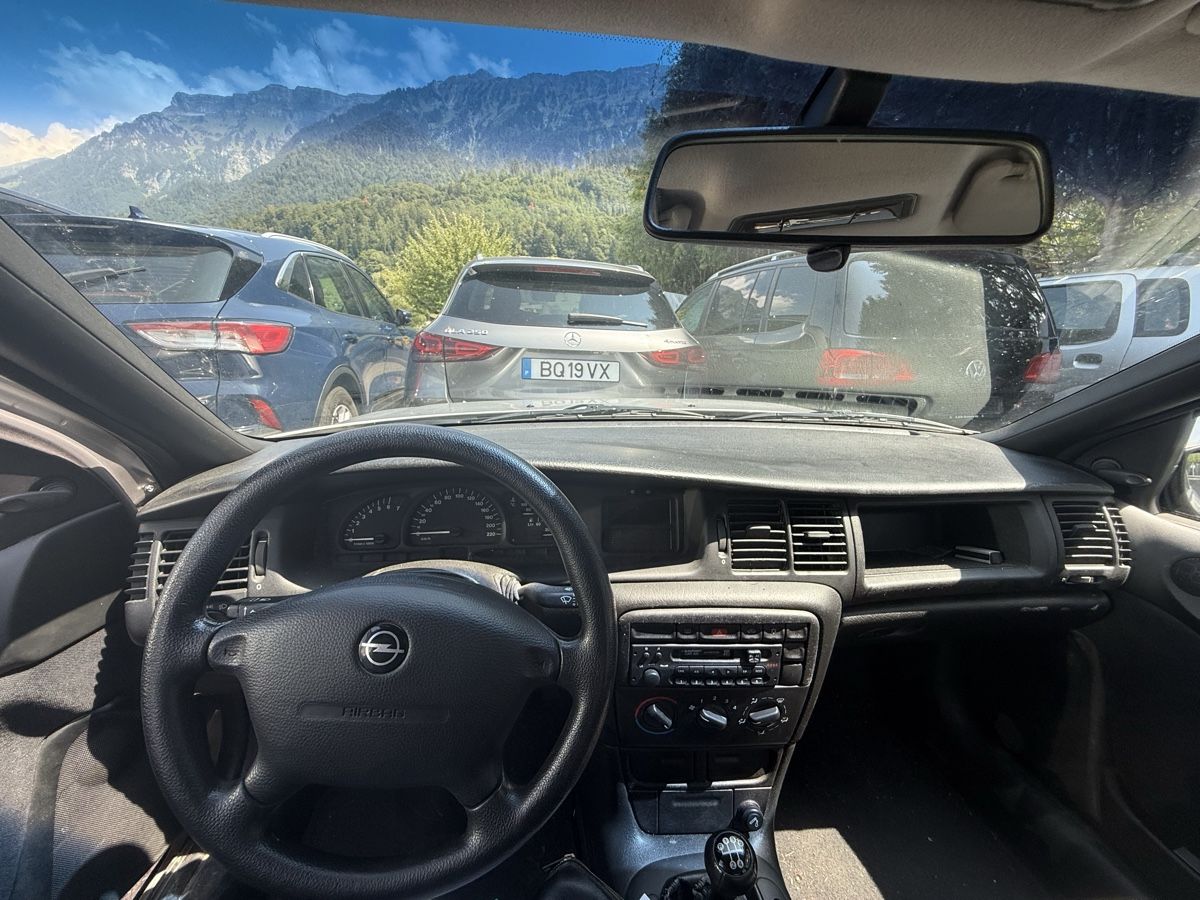 Opel Automobili: Opel Vectra B 1.6 – Difettoso da Beatenberg venduto da alv_2dm7 2